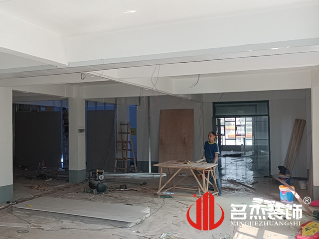 办公室国产免费叼嘿网站免费设计